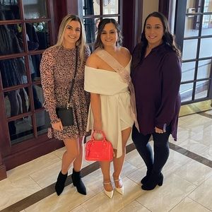 LULUs size L off the shoulder mini dress